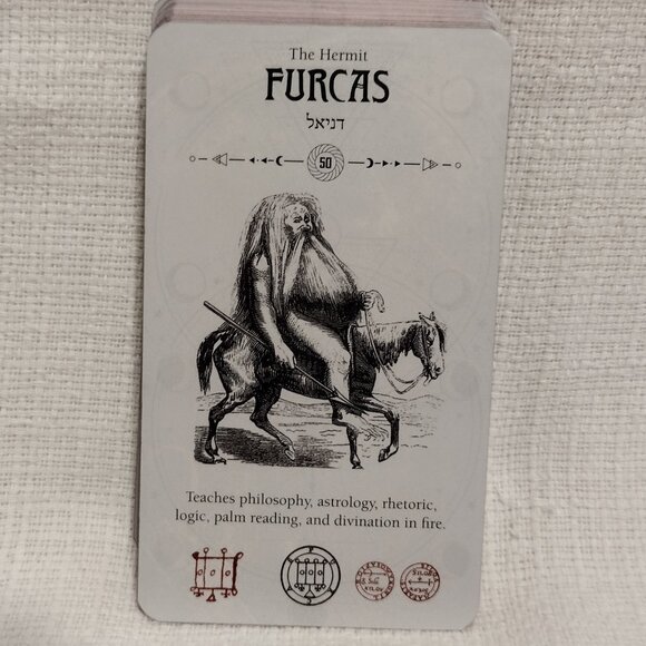 Occult Tarot - Picture 10 of 14